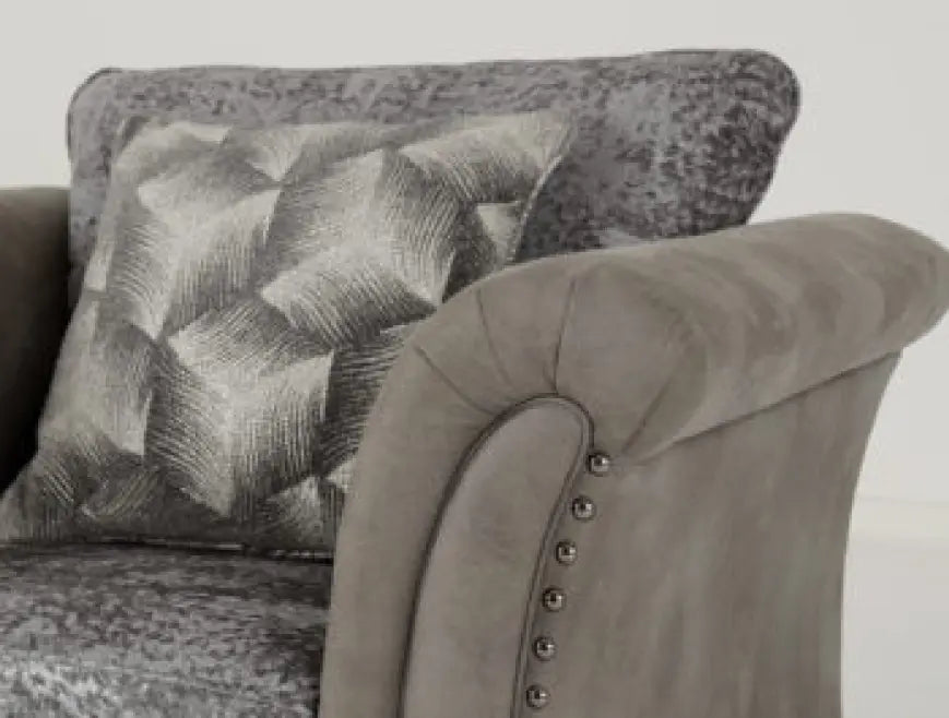 Grace Chair